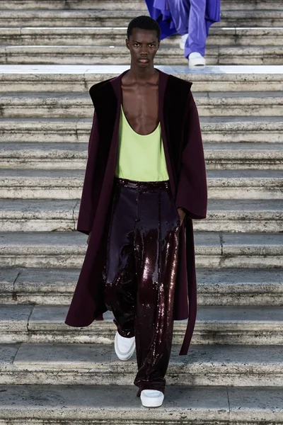 Look 63